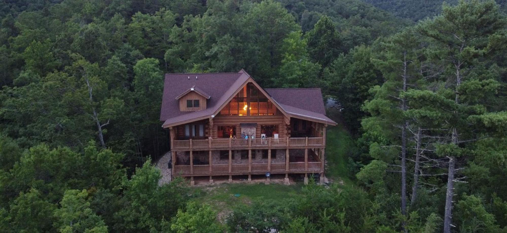 Big Bear Ridge Lodge - Breathtaking Mountain Views And Private Forest Scenes In Amazing Large Log Cabin Gatlinburg Extérieur photo