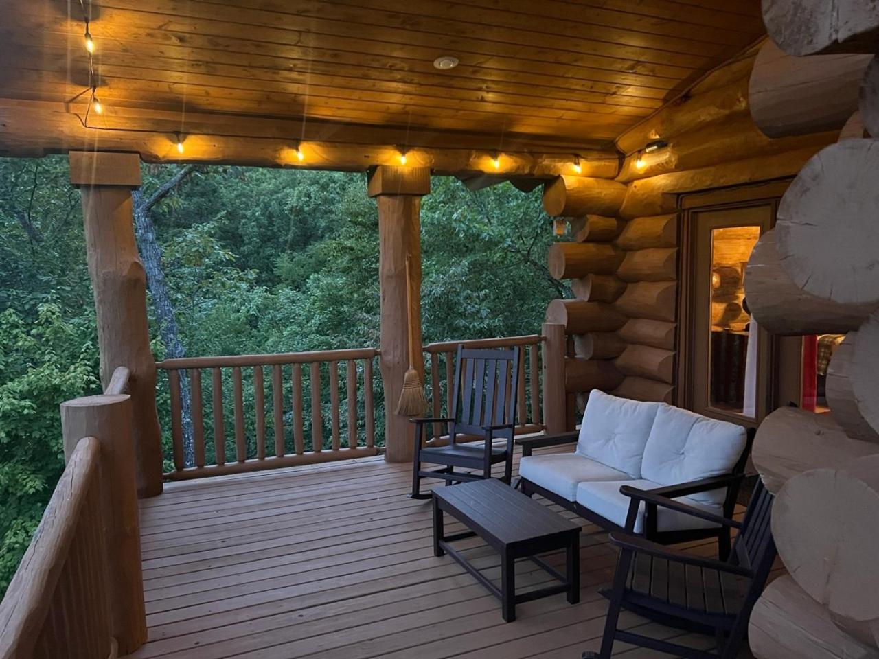 Big Bear Ridge Lodge - Breathtaking Mountain Views And Private Forest Scenes In Amazing Large Log Cabin Gatlinburg Extérieur photo